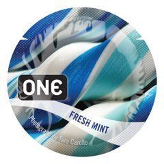 Ароматизований презерватив ONE FlavorWaves Fresh Mint, 1 шт, яскраво-синій, запах м&rsquo;яти